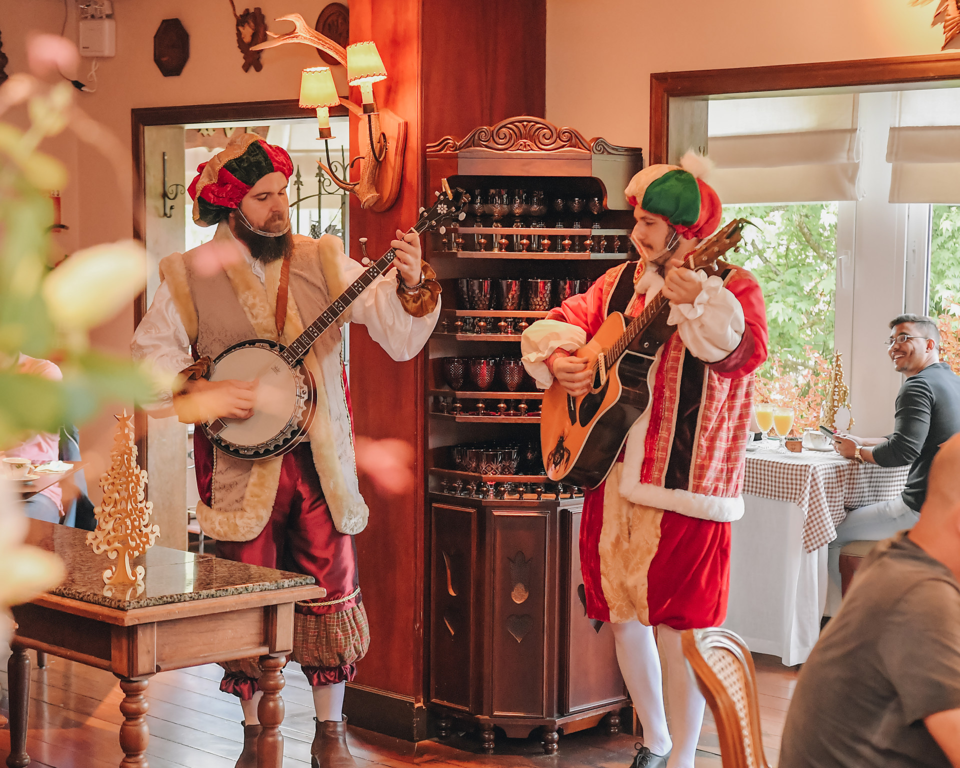 Hotel Casa da Montanha apresenta sua Extraordinária Casa de Natal e programação para o fim do ano