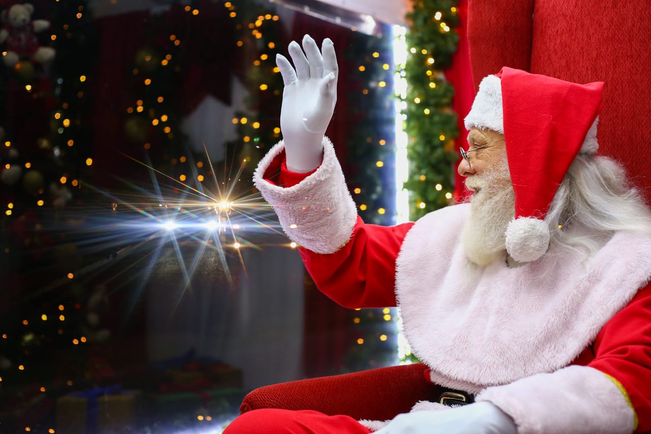 Magia do Natal é levada para bairros de São José dos Pinhais