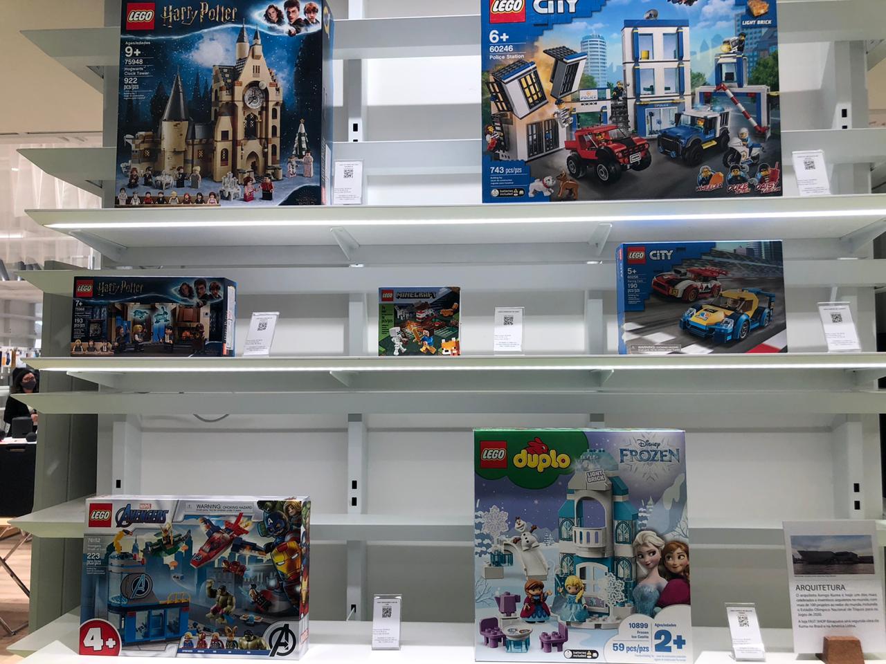 Fast Shop inicia venda de produtos da Lego